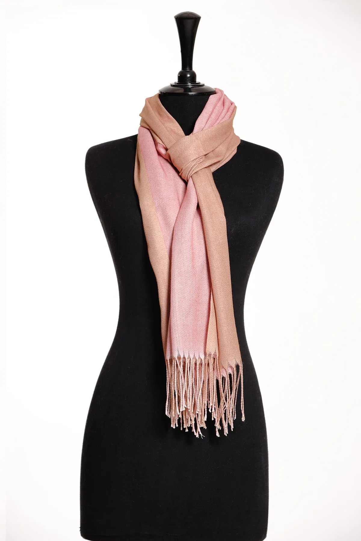 428482105-Women Shawl-W22