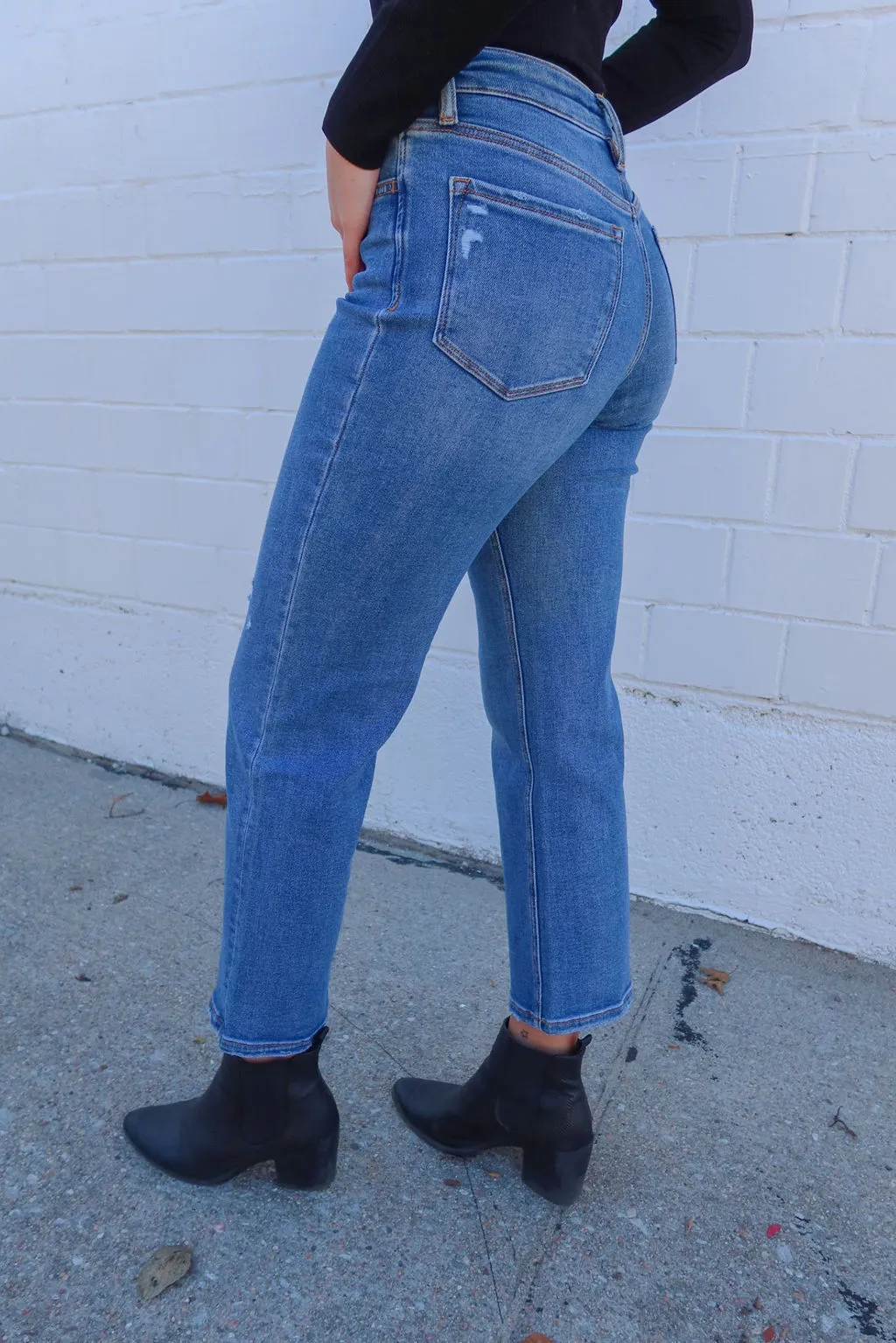 Aileeah High Rise Slim Wide Jean