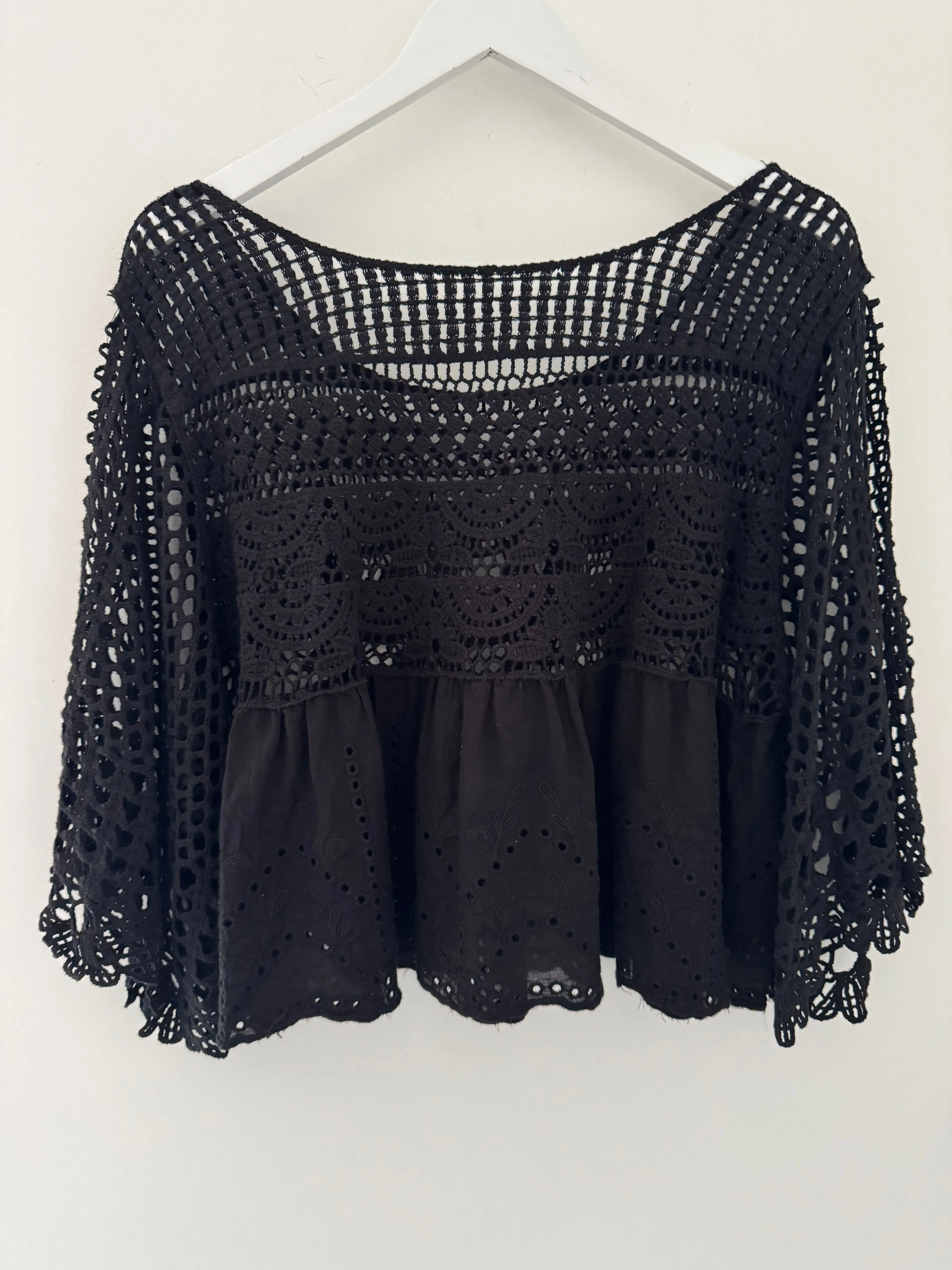 Crochet Scoop Neck Top in Black