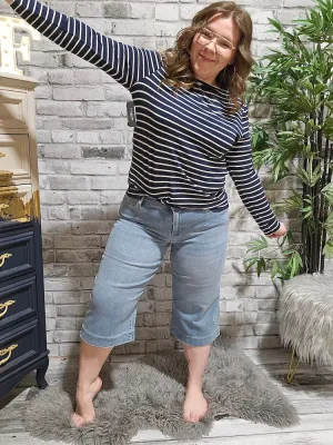 High Waist Wide Leg Cropped Jeans