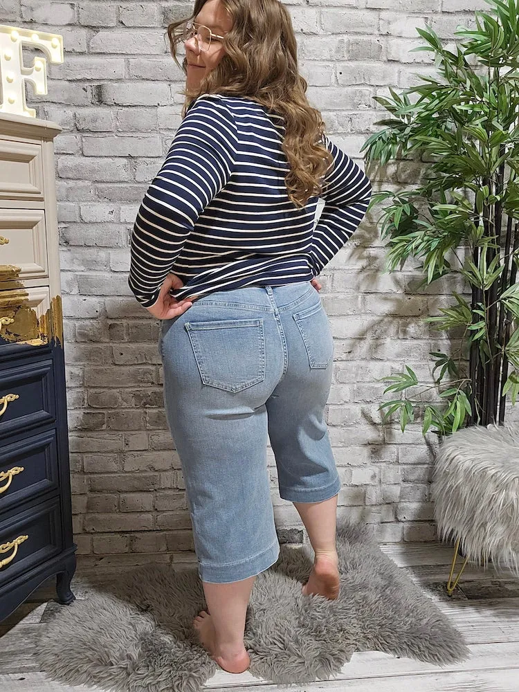 High Waist Wide Leg Cropped Jeans