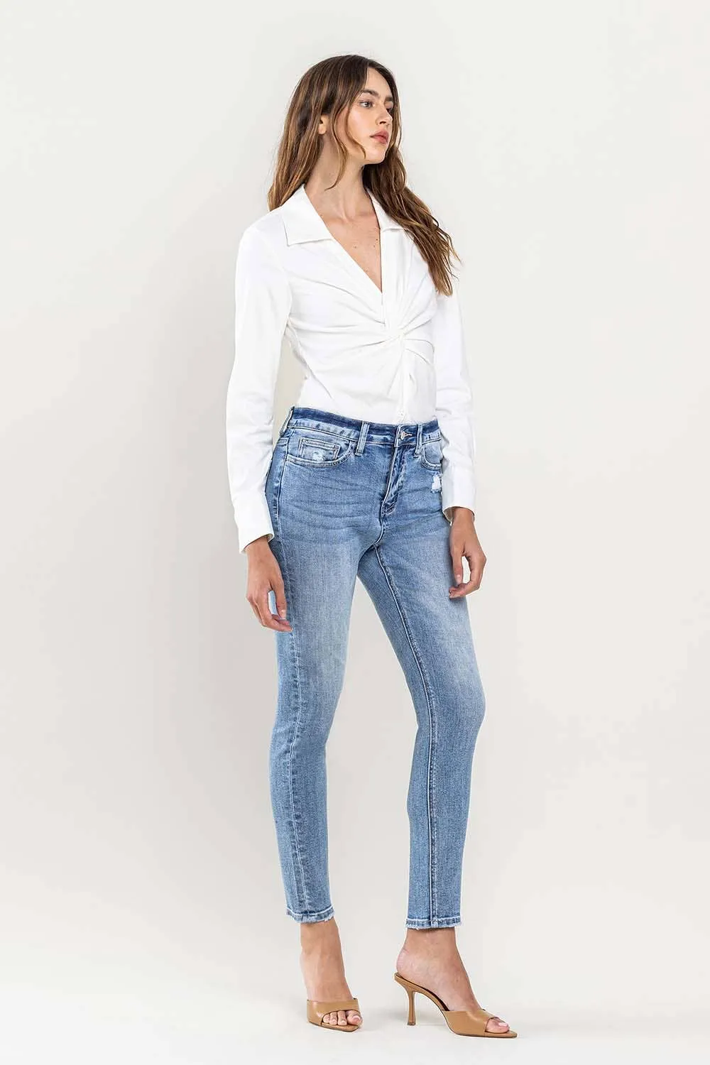 Iris's Skinny Jeans - Med/Light Wash