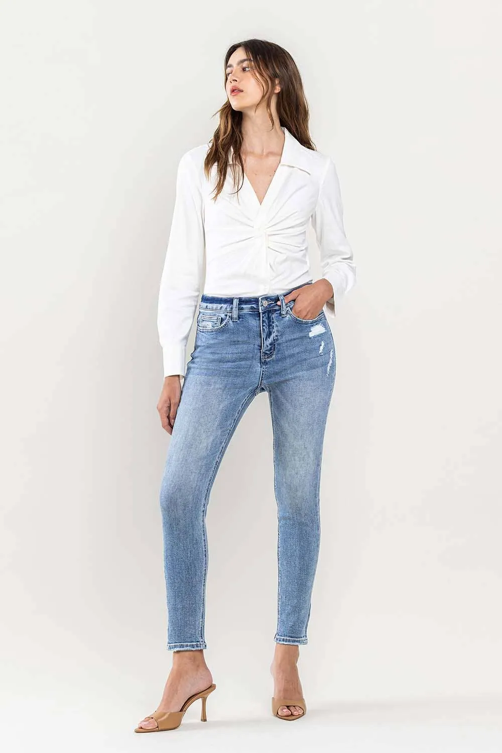 Iris's Skinny Jeans - Med/Light Wash