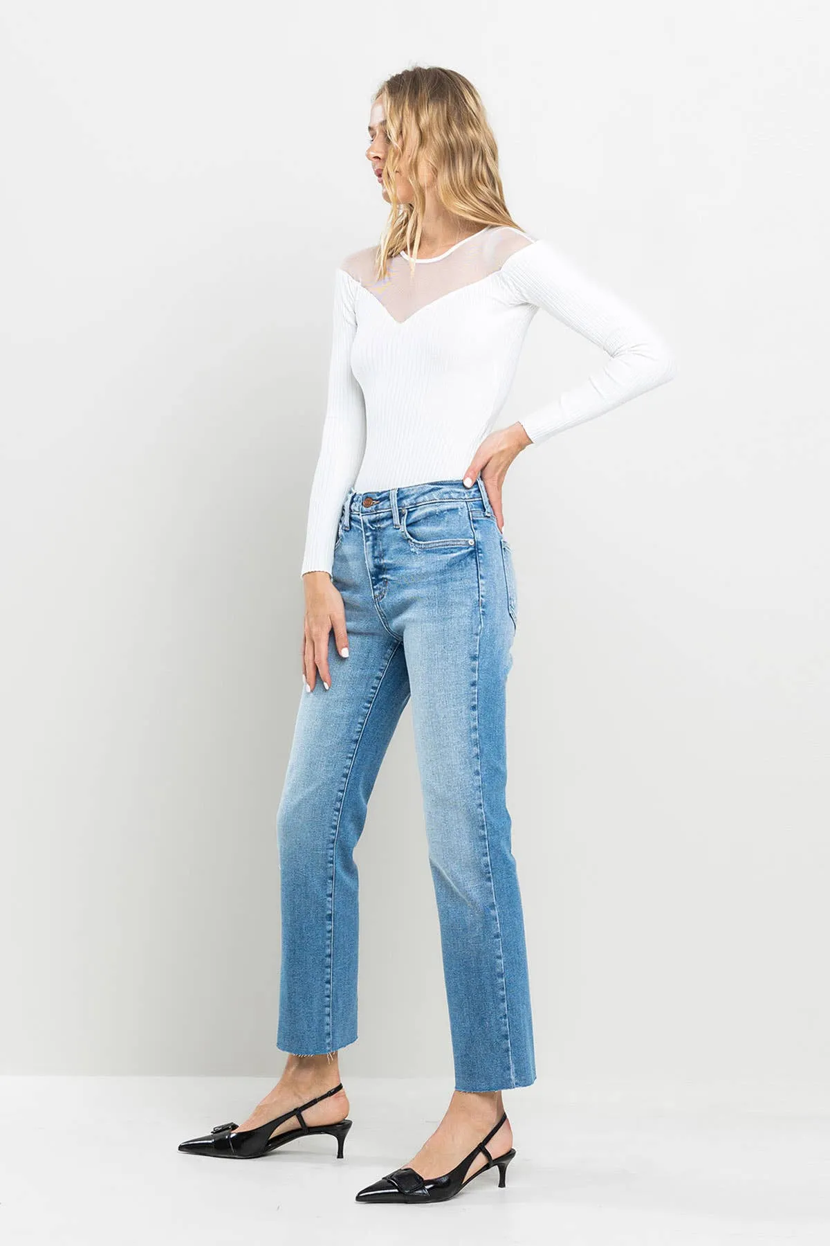 Paris's HR Slim Straight - Medium Wash