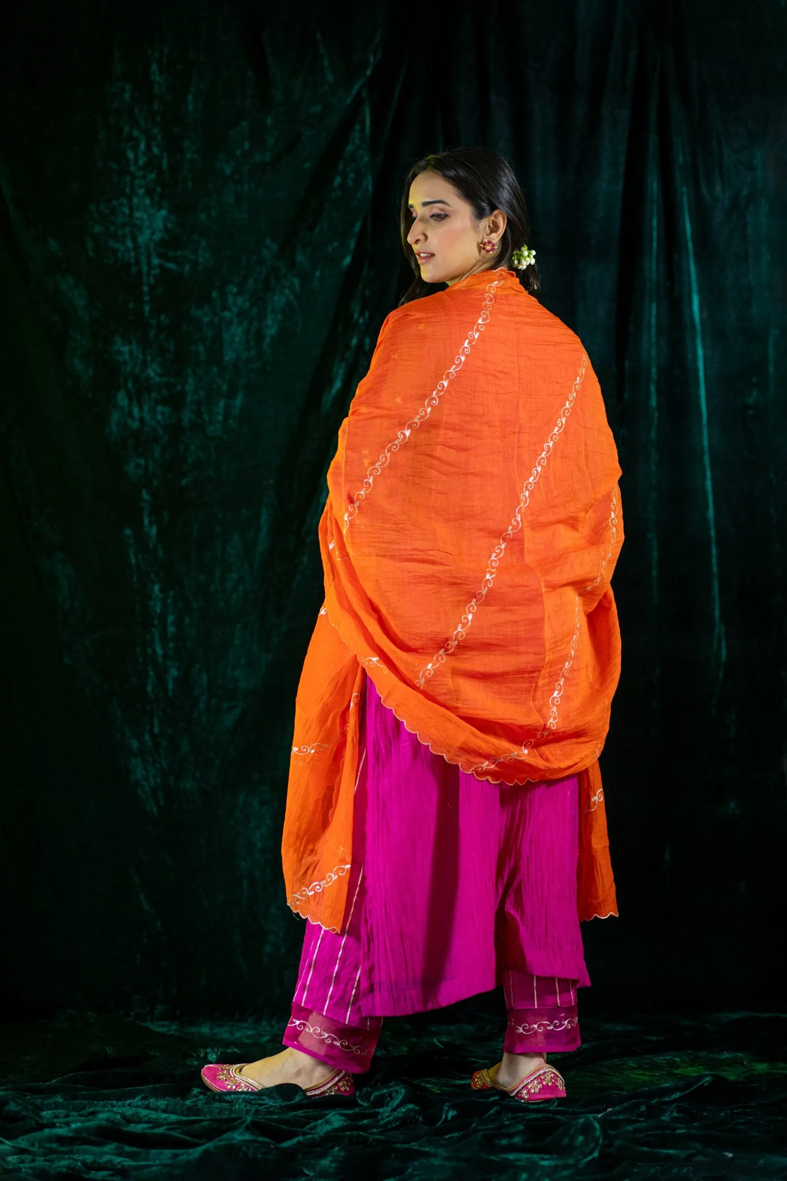 Pink V Neck Kurta Set