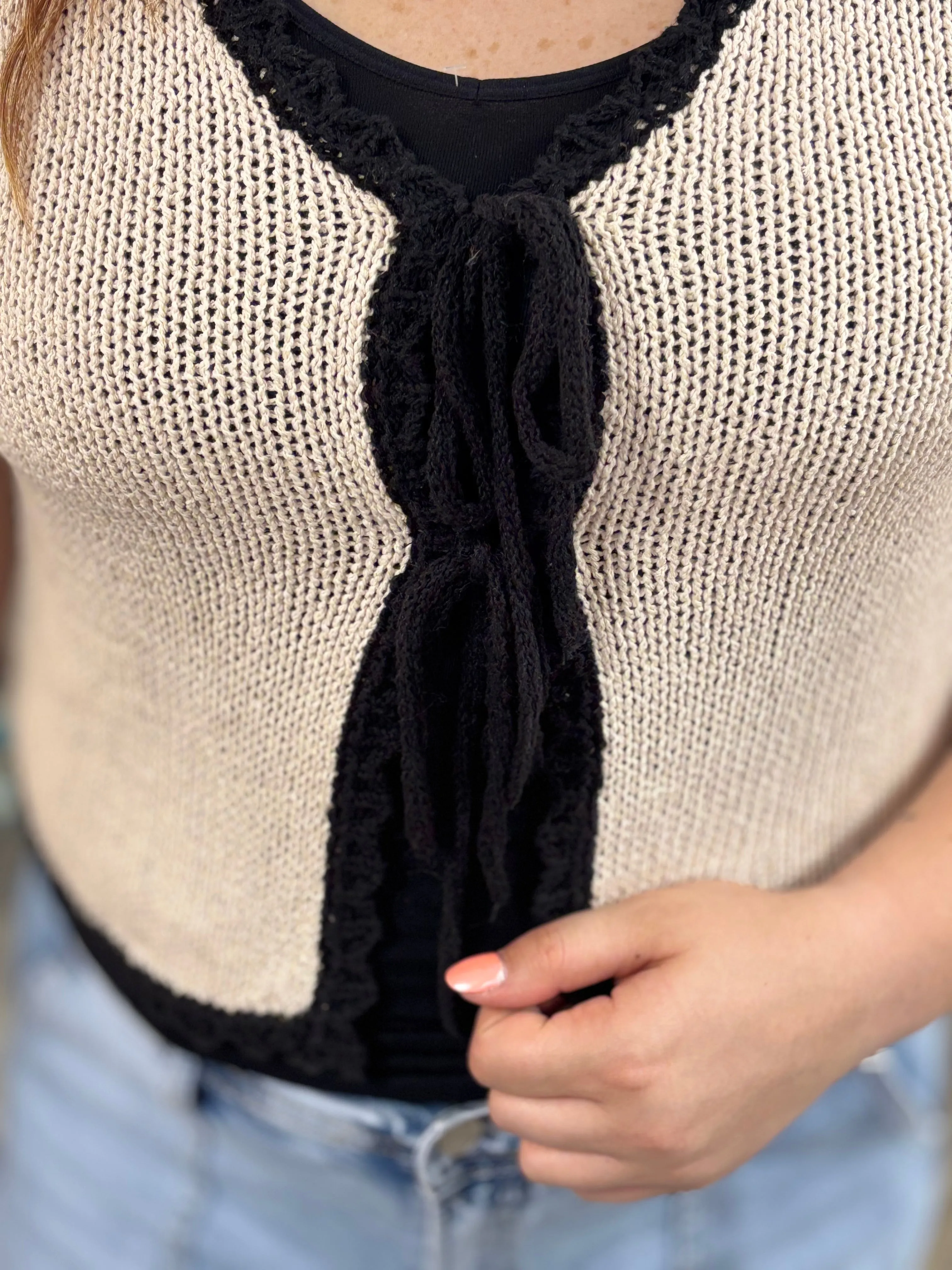 Scalloped Edge Front Tie Knit Vest
