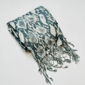 Splendid Shawls And Scarves