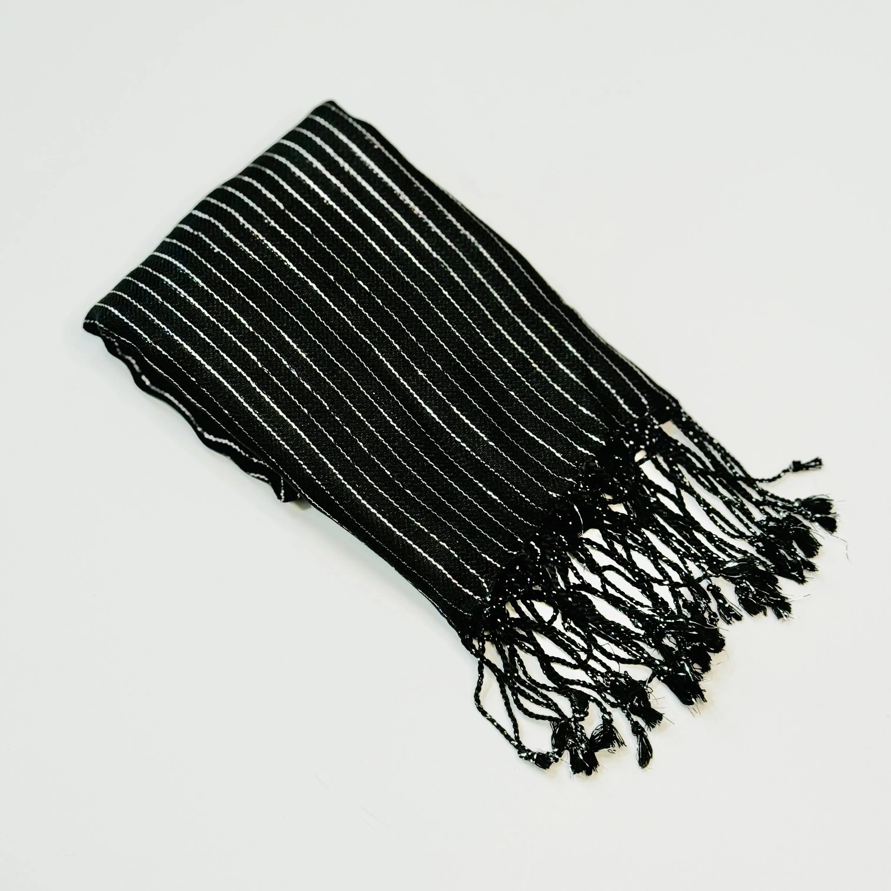 Splendid Shawls And Scarves