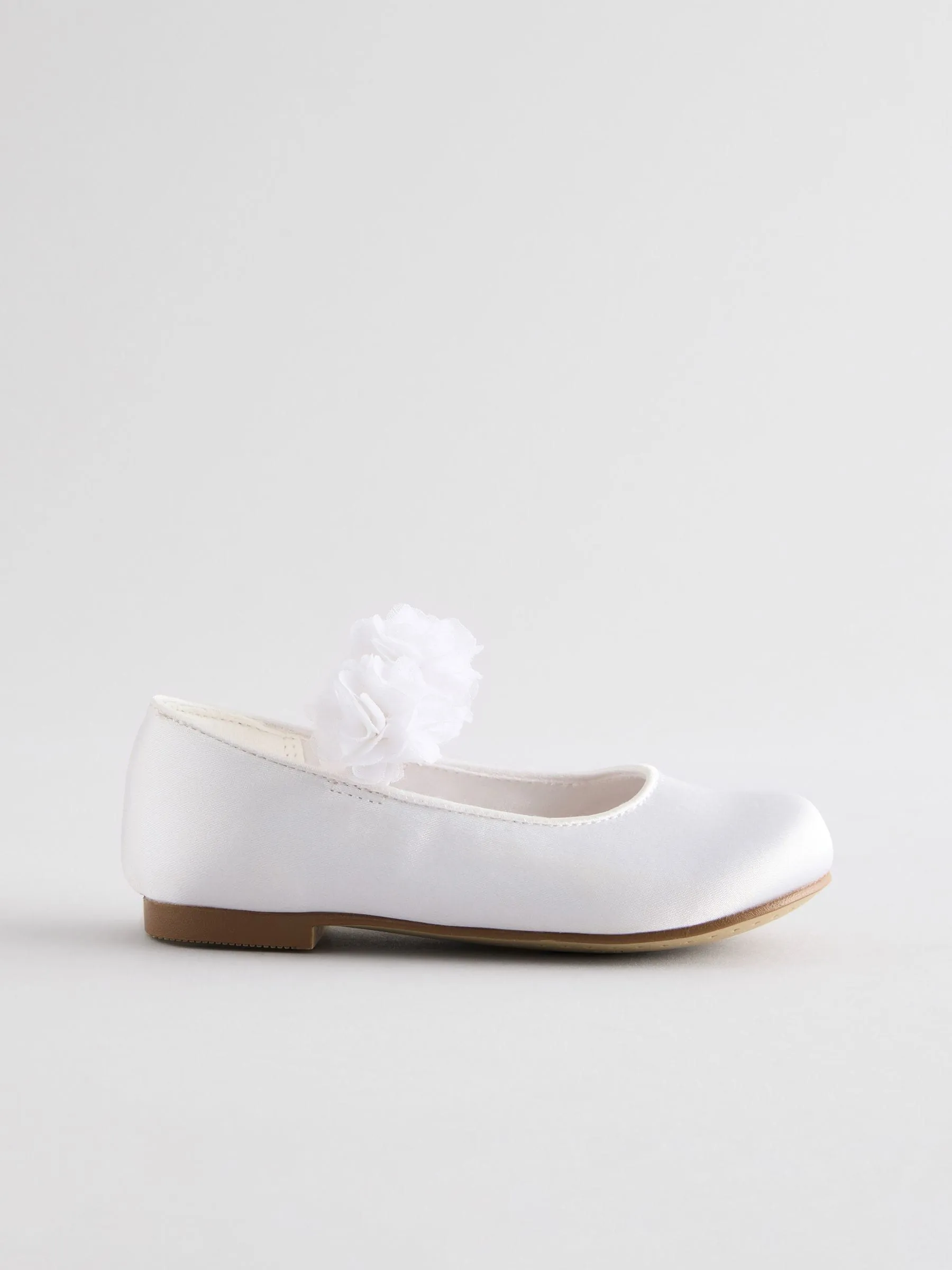 White Standard Fit (F) Satin Bridesmaid Occasion Corsage Mary Jane Shoes